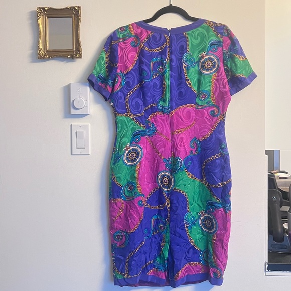 Chain print silk dress - Picture 2 of 4